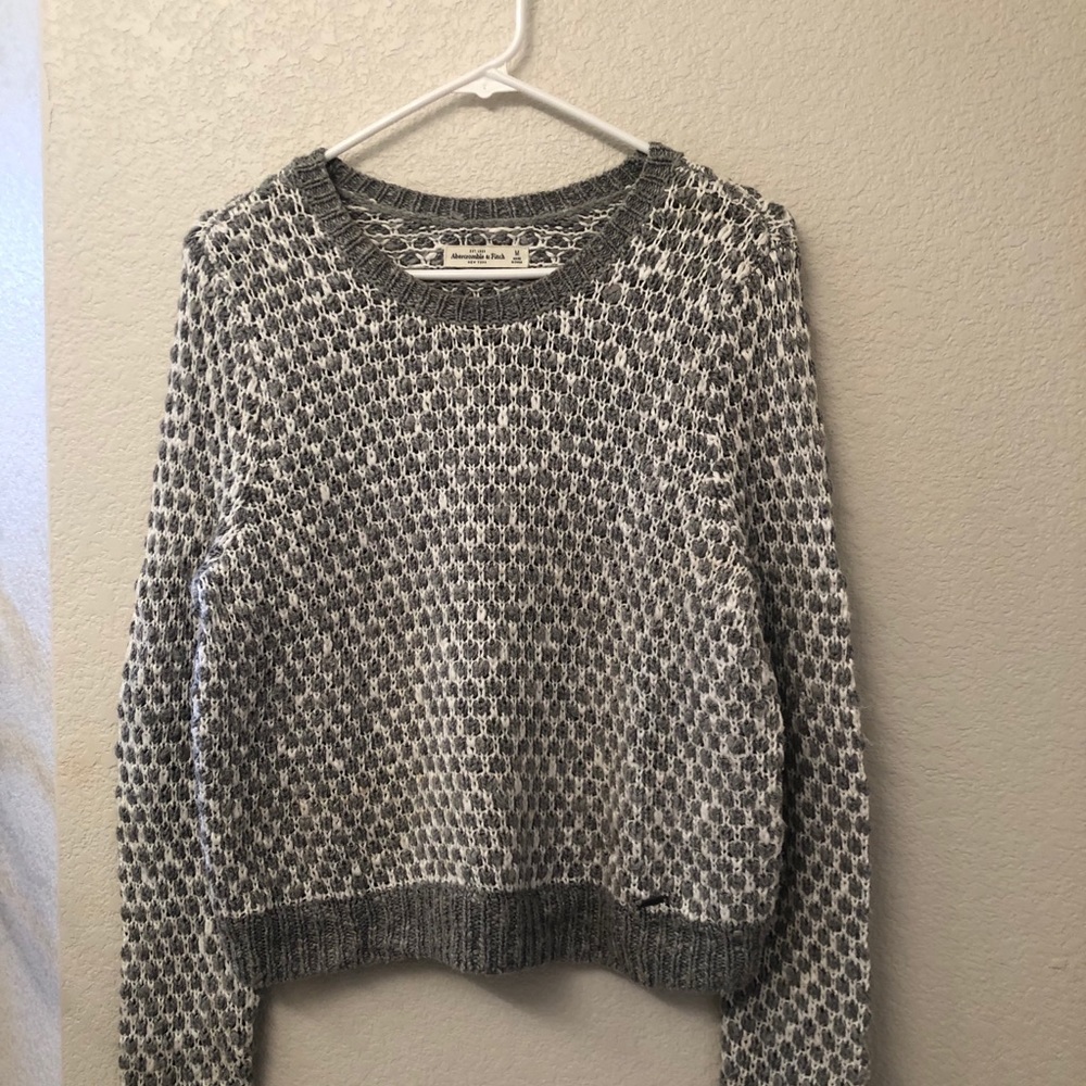 Abercrombie & Fitch Sweater